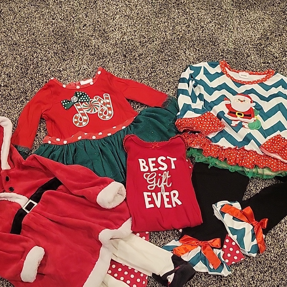 baby girl 12- 18 months Christmas outfits bundle